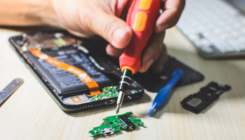téléphone en réparation